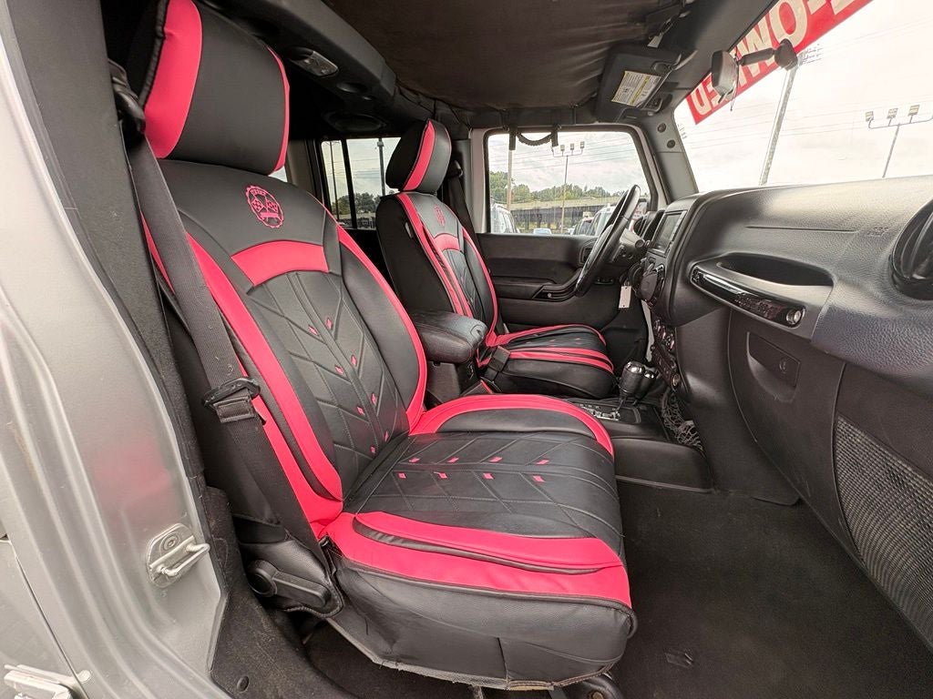 2012 Jeep Wrangler Unlimited Sahara Altitude