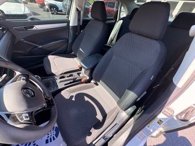 2016 Volkswagen Passat 1.8T S