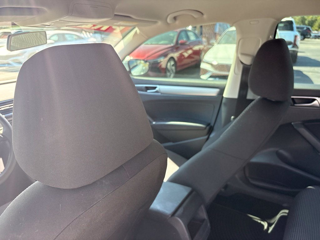 2016 Volkswagen Passat 1.8T S