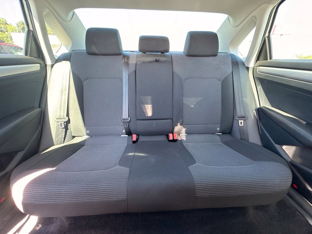 2016 Volkswagen Passat 1.8T S