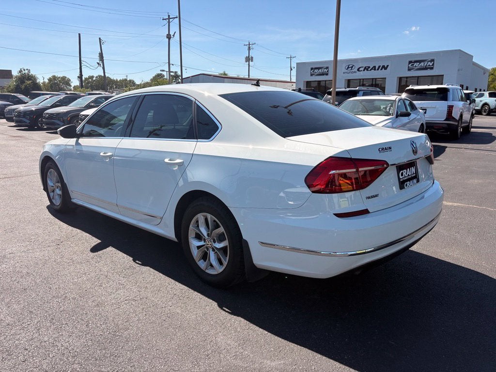 2016 Volkswagen Passat 1.8T S
