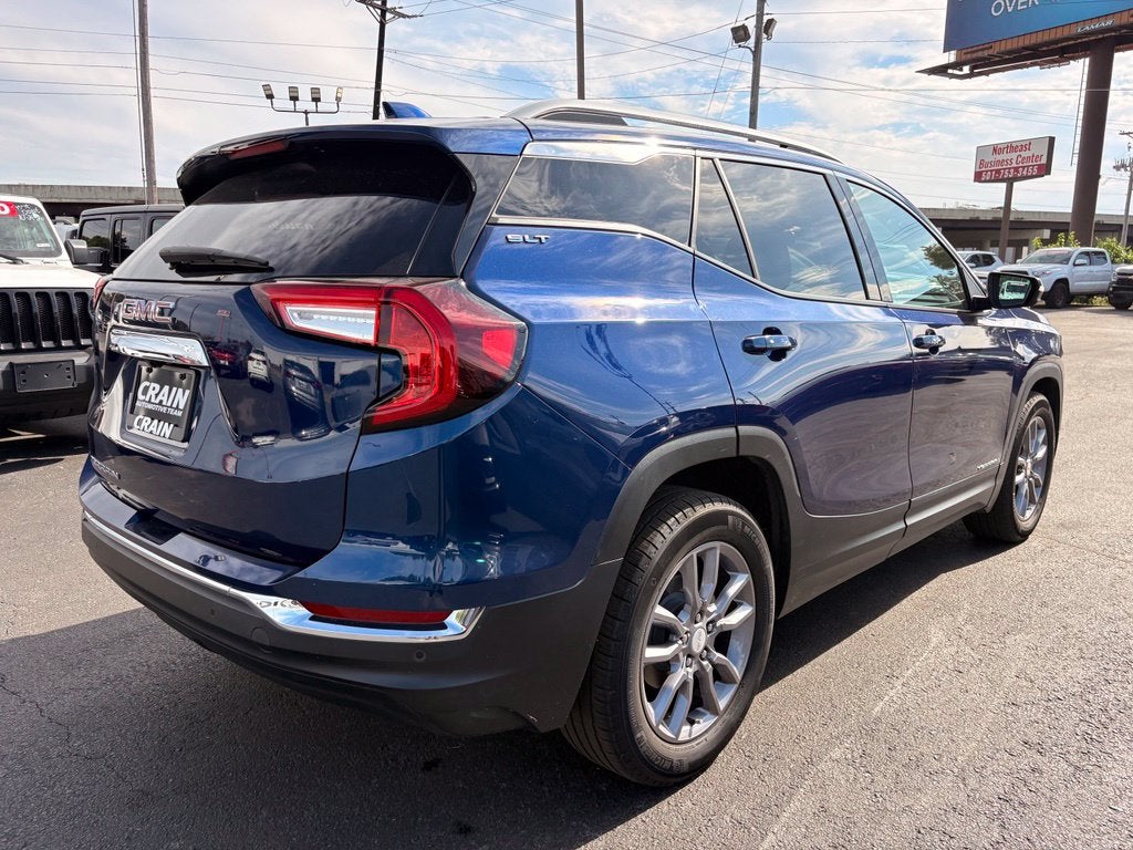 2023 GMC Terrain SLT