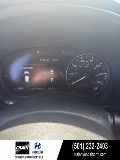 2021 Nissan Kicks SR