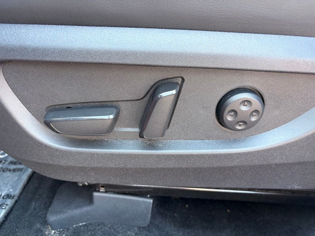 2023 INFINITI QX50 Sensory