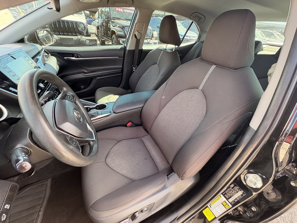 2022 Toyota Camry LE