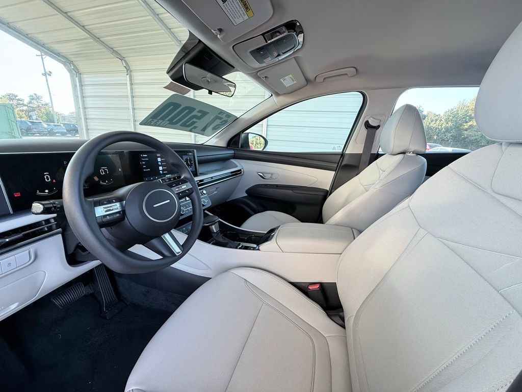 2025 Hyundai Tucson SE