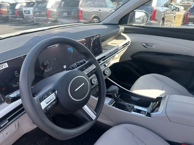 2025 Hyundai Tucson SE