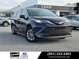 2022 Toyota Sienna XLE 7 Passenger
