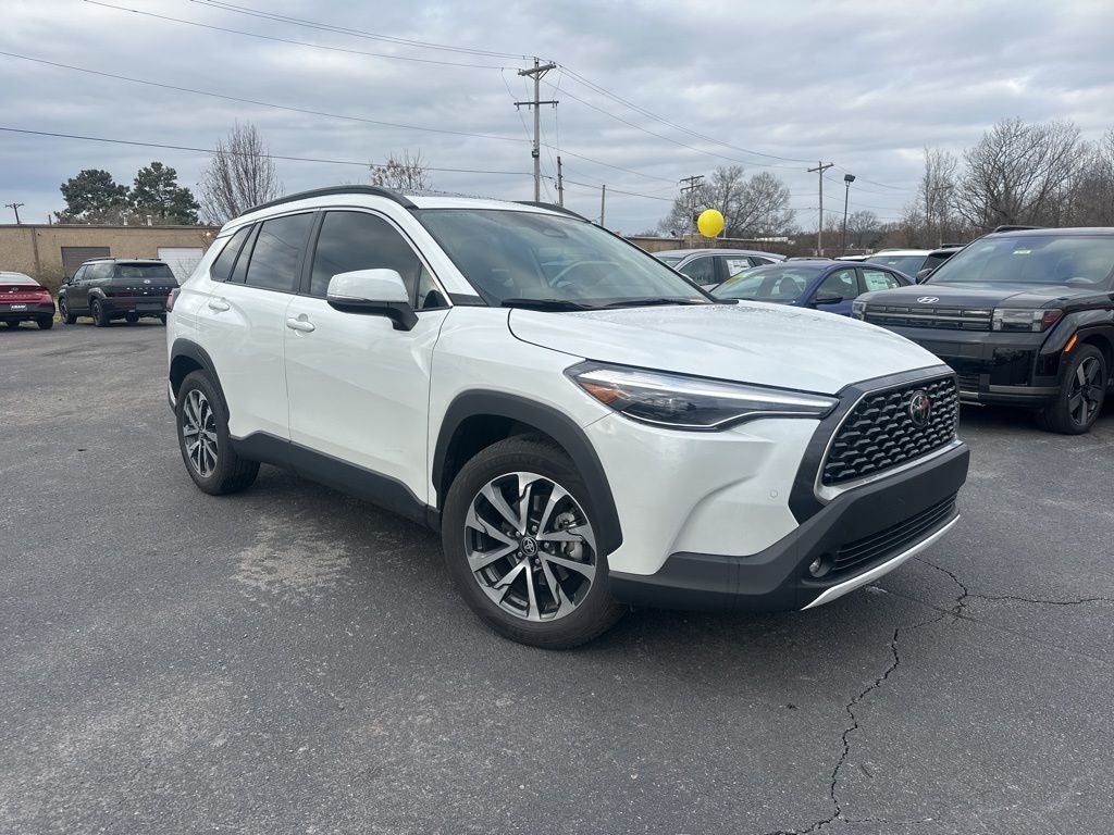 2023 Toyota Corolla Cross XLE