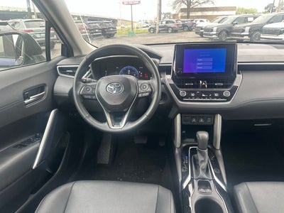 2025 Toyota Corolla Cross XLE
