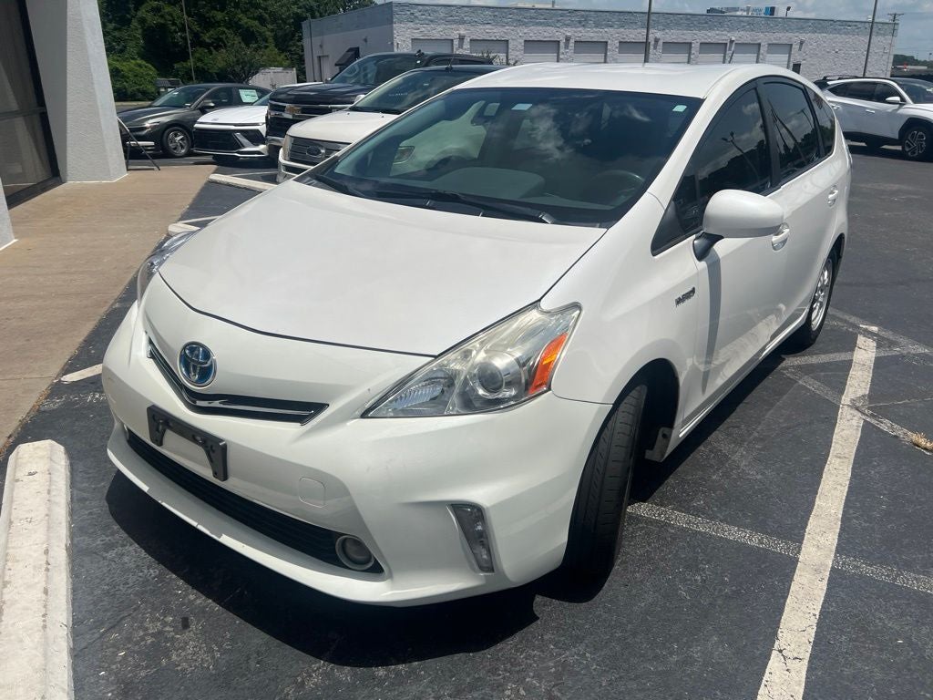 2013 Toyota Prius v Two