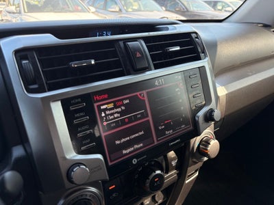 2022 Toyota 4Runner SR5