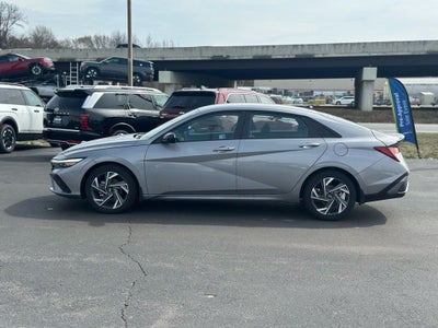 2025 Hyundai Elantra SEL Sport