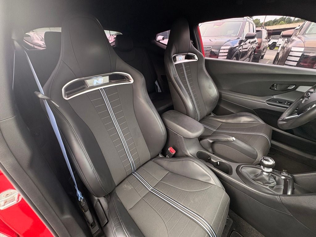 2022 Hyundai Veloster N Base