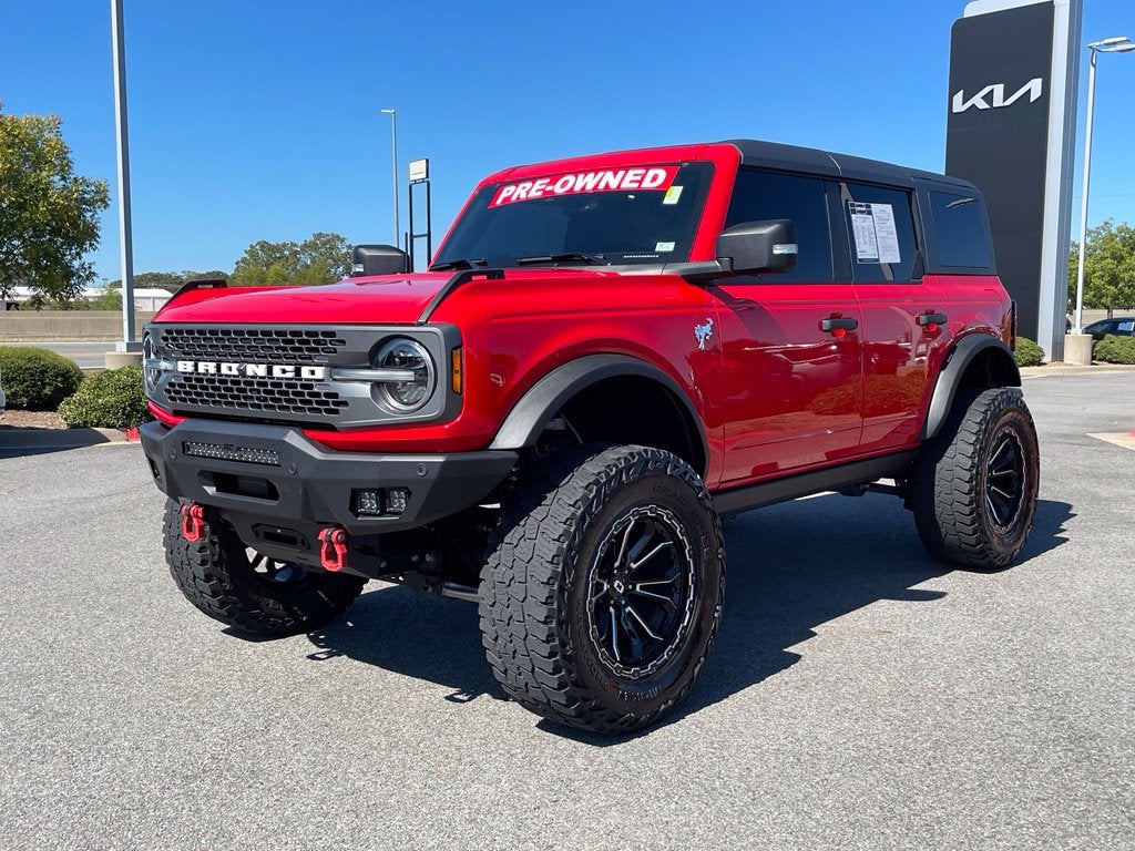 2023 Ford Bronco Badlands Lift