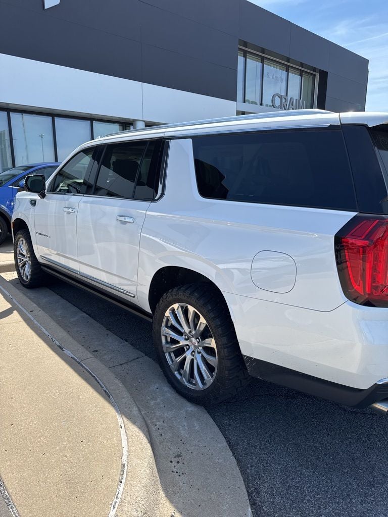 2022 GMC Yukon XL Denali