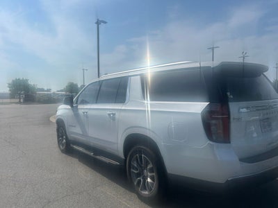 2024 Chevrolet Suburban LT