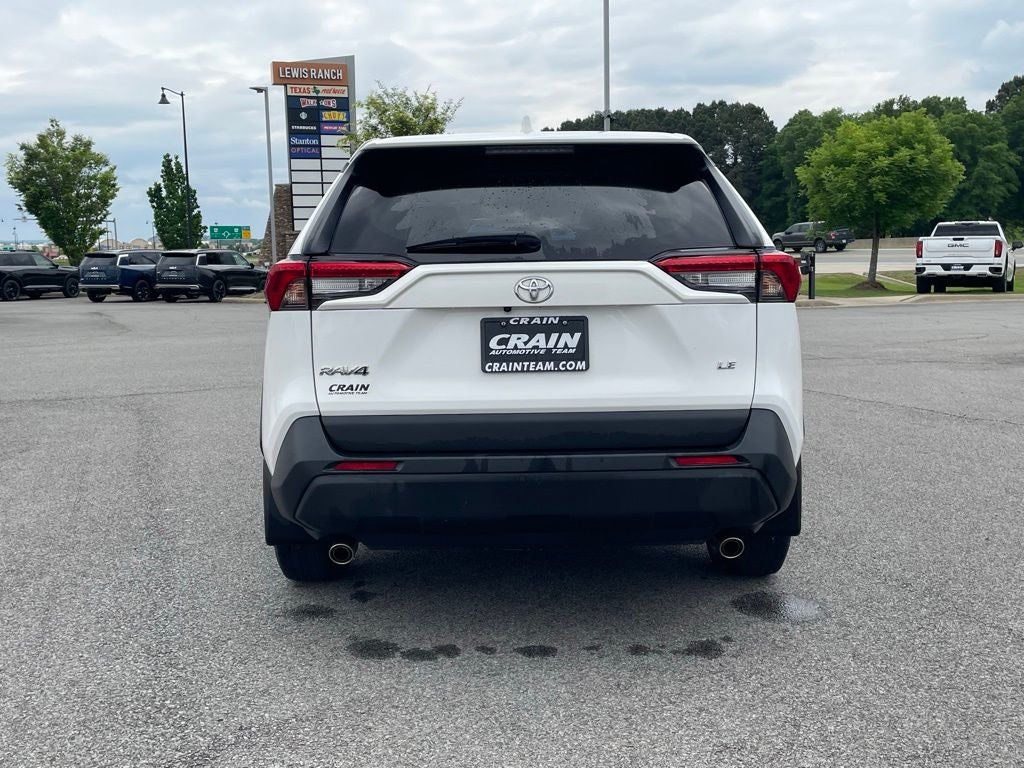 2024 Toyota RAV4 LE