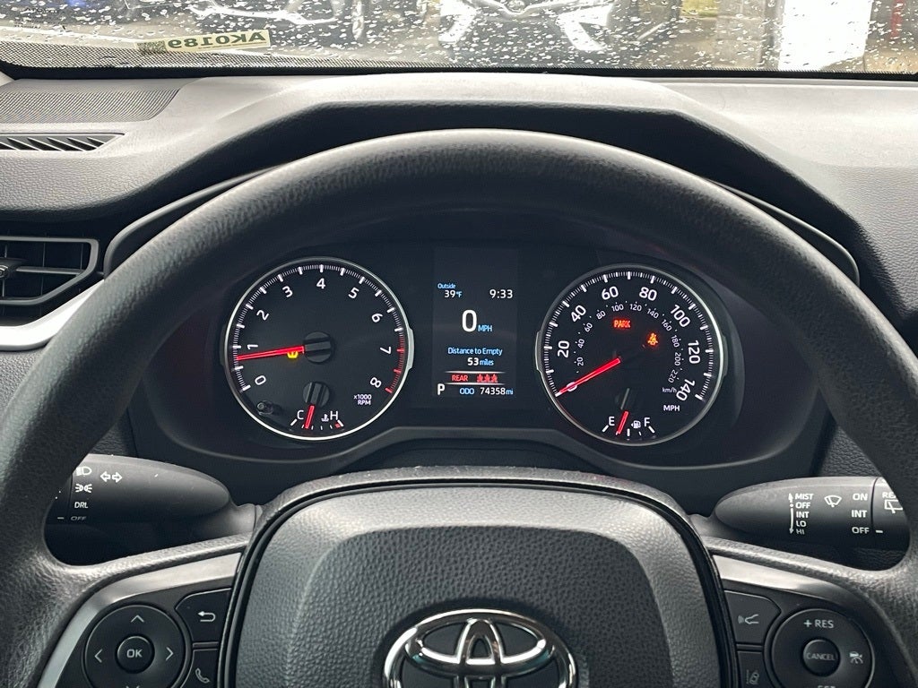 2022 Toyota RAV4 LE