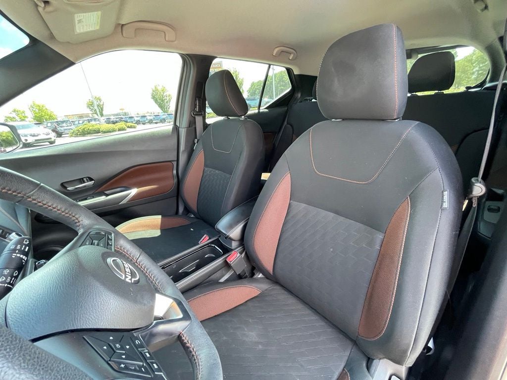 2024 Nissan Kicks SR