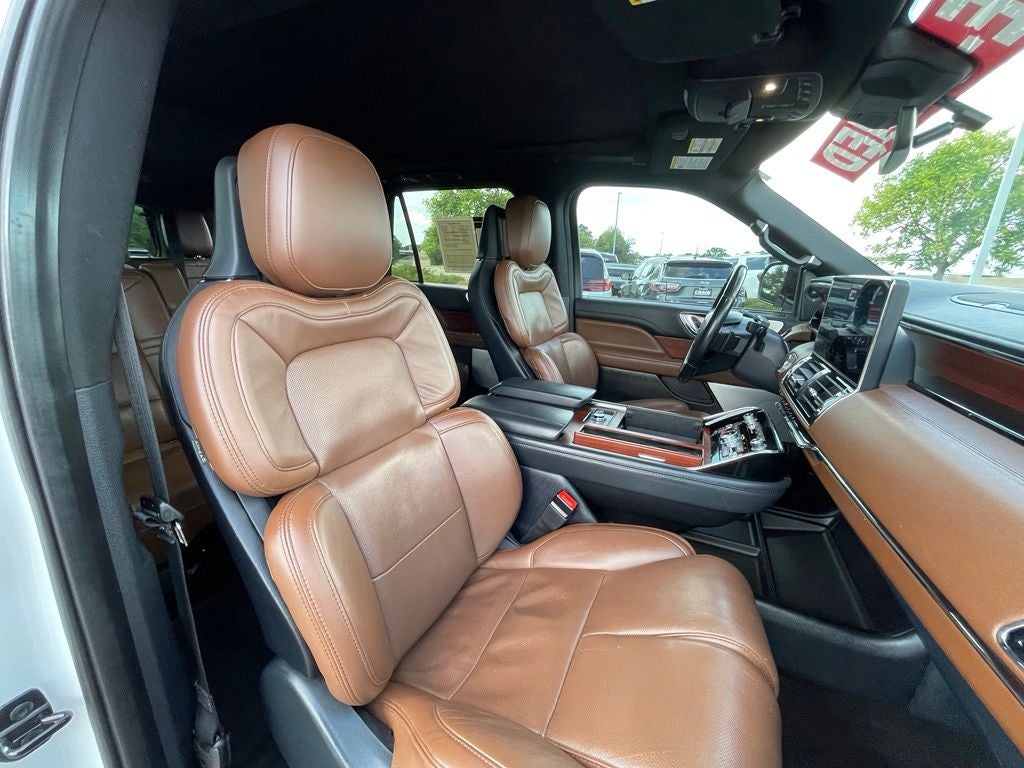 2023 Lincoln Navigator L Reserve