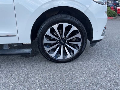 2023 Lincoln Navigator L Reserve