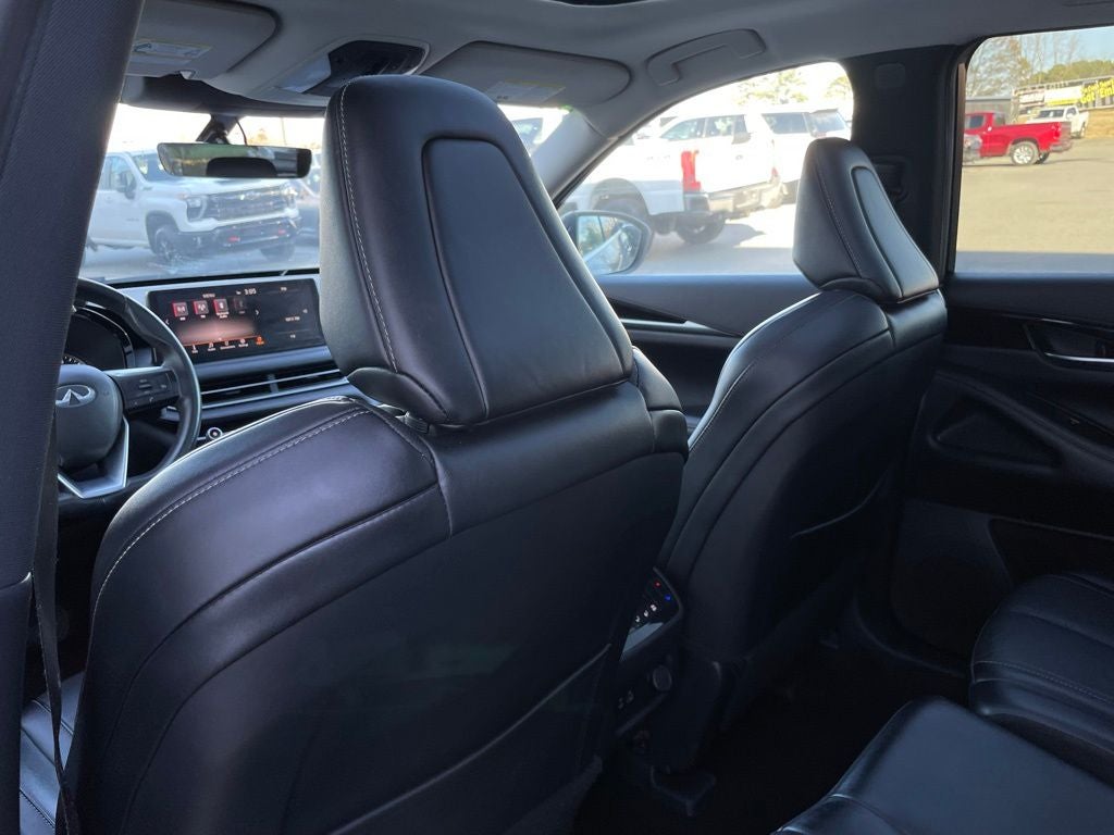 2024 INFINITI QX60 PURE