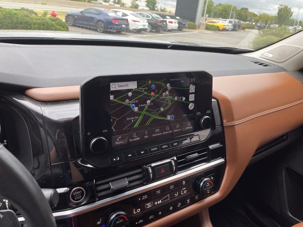 2023 Nissan Pathfinder Platinum