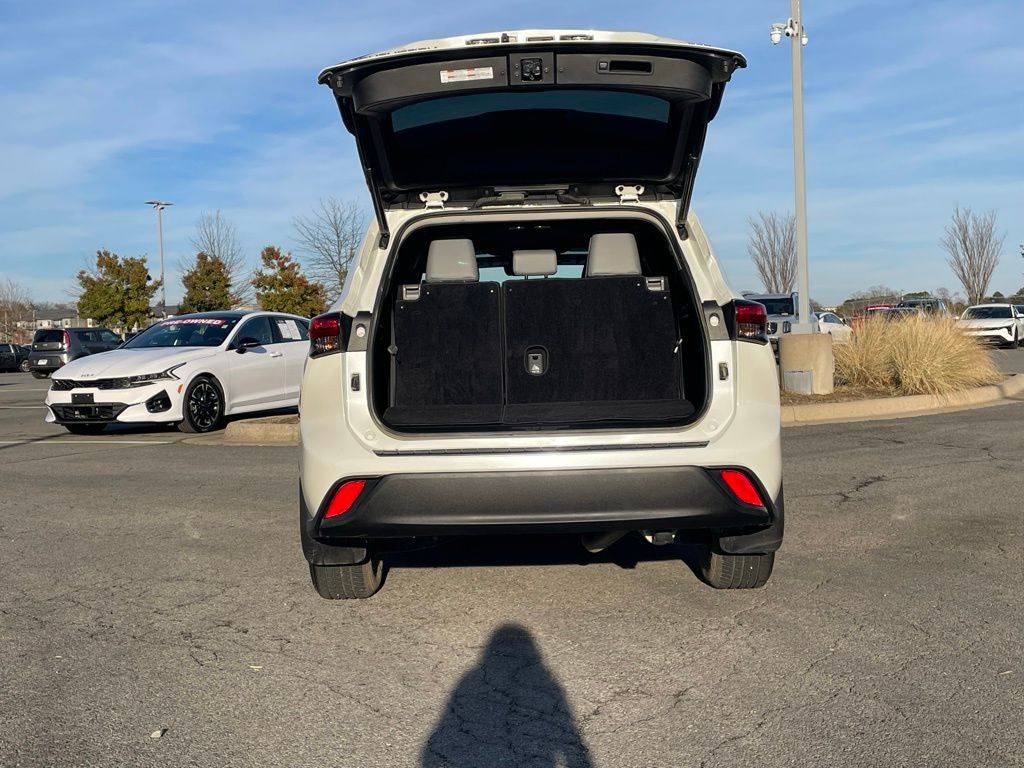 2021 Toyota Highlander Hybrid XLE