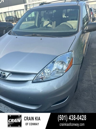 2009 Toyota Sienna LE