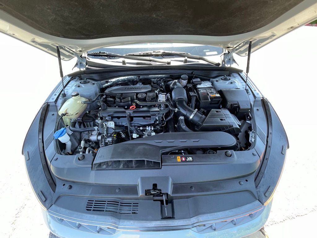 2024 Kia K5 GT-Line