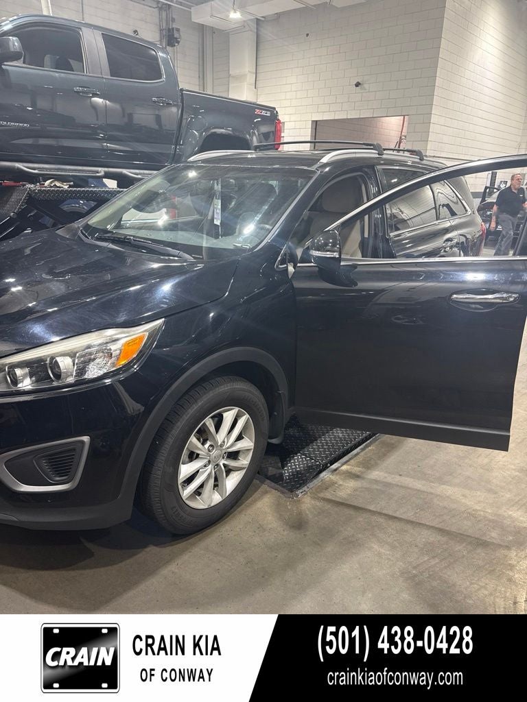 2016 Kia Sorento LX
