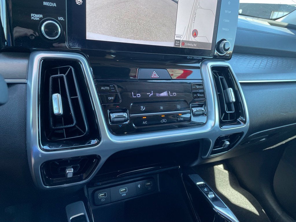 2022 Kia Sorento SX