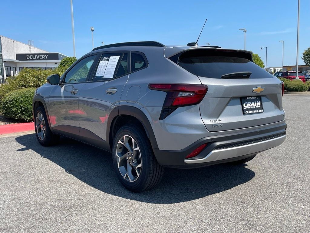 2025 Chevrolet Trax LT