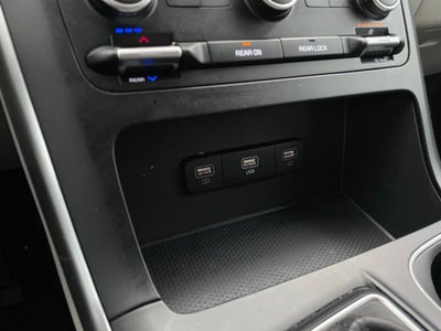 2023 Kia Carnival LX Seat Package