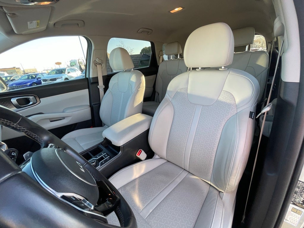 2022 Kia Sorento Hybrid S