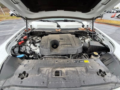 2023 Land Rover Defender 130 X-Dynamic SE