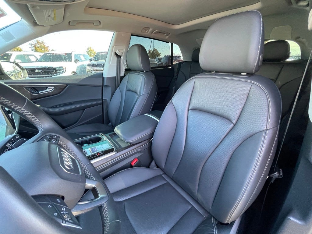 2023 Audi Q8 55 Prestige quattro