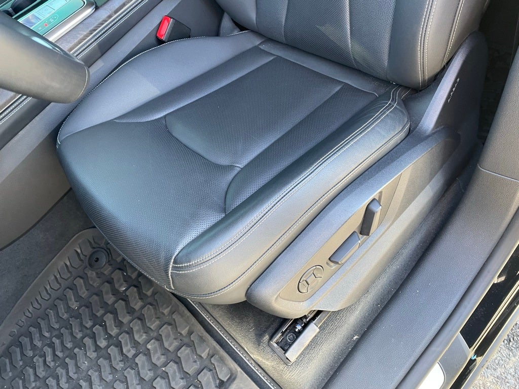 2023 Audi Q8 55 Prestige quattro