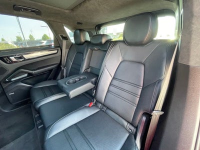 2021 Porsche Cayenne GTS