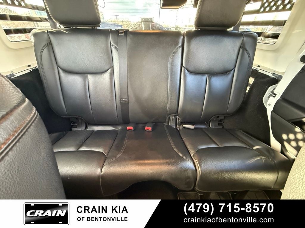 2015 Jeep Wrangler Unlimited Sahara Altitude - 4WD / CLEAN CARFAX / LIFT / WHEELS / TIRES