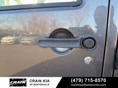 2014 Jeep Wrangler Unlimited Rubicon - LIFTED! / 4WD / CLEAN CARFAX