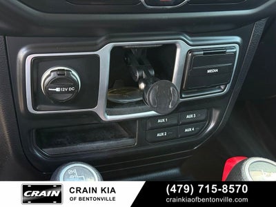 2018 Jeep Wrangler Unlimited Sport - 4WD / CLEAN CARFAX / LIFTED!