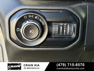 2019 Jeep Wrangler Unlimited Sahara Altitude - 4WD