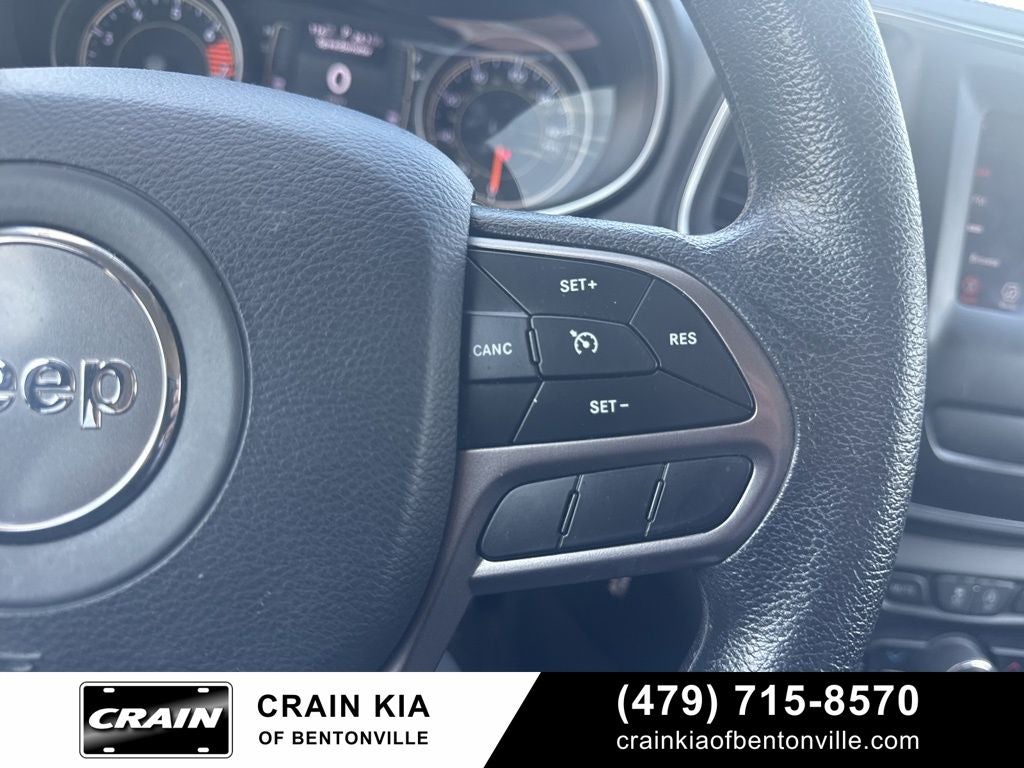 2019 Jeep Cherokee Latitude - CARFAX ONE OWNER