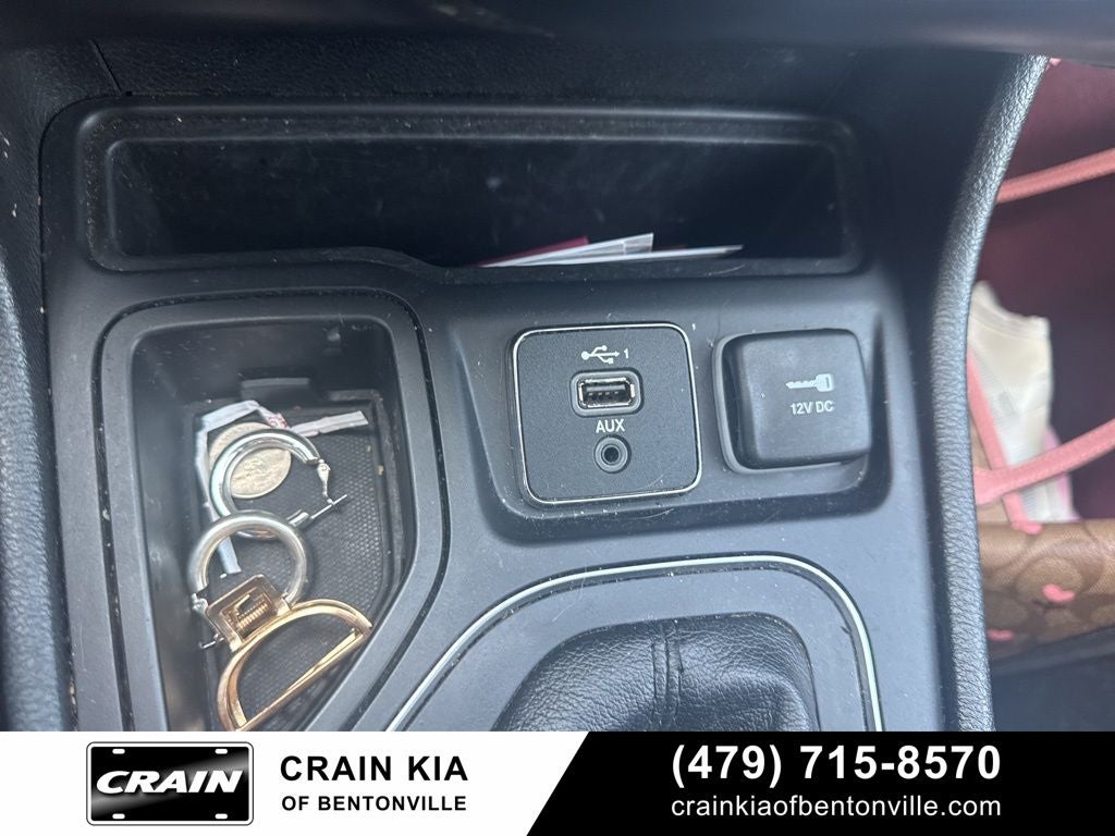 2019 Jeep Cherokee Latitude - CARFAX ONE OWNER