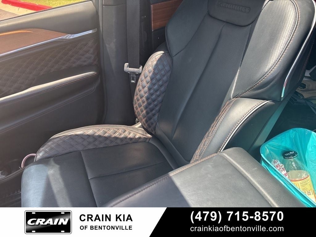2025 Jeep Grand Cherokee L Summit - 4WD / PANORAMIC SUNROOF