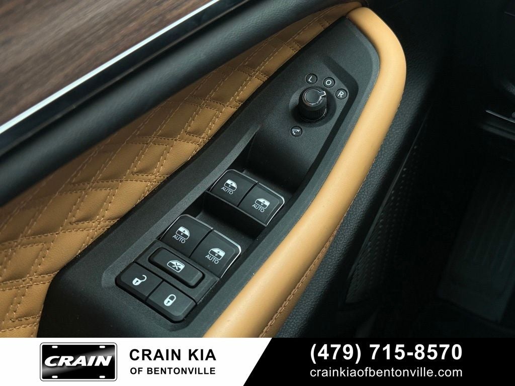 2025 Jeep Grand Cherokee L Summit - 4WD / PANORAMIC SUNROOF / CLEAN CARFAX