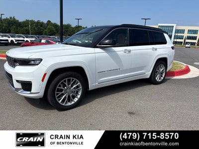 2025 Jeep Grand Cherokee L Summit - 4WD / PANORAMIC SUNROOF / CLEAN CARFAX