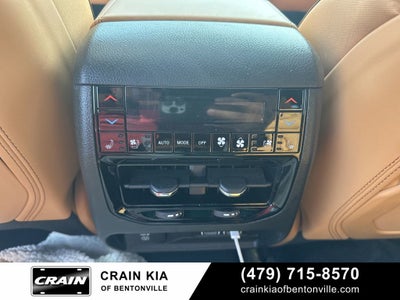 2023 Jeep Grand Cherokee L Summit - 4WD / PANORAMIC SUNROOF / ONE OWNER